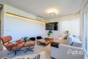 Casa em Condomínio à venda com 339m², 4 dormitórios, 4 suítes, 4 vagas, no bairro Terra Ville em PORTO ALEGRE