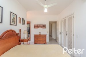 Casa à venda com 500m², 4 dormitórios, 2 suítes, 2 vagas, no bairro Vila Conceição em Porto Alegre