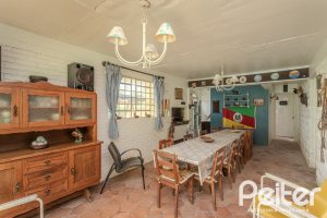 Casa à venda com 500m², 4 dormitórios, 2 suítes, 2 vagas, no bairro Vila Conceição em Porto Alegre