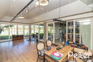 Casa em Condomínio à venda com 533m², 4 dormitórios, 2 suítes, 6 vagas, no bairro Terra Ville em PORTO ALEGRE