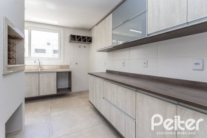 Apartamento à venda com 142m², 3 dormitórios, 1 suíte, 2 vagas, no bairro Tristeza em PORTO ALEGRE