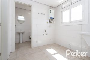 Apartamento à venda com 142m², 3 dormitórios, 1 suíte, 2 vagas, no bairro Tristeza em PORTO ALEGRE