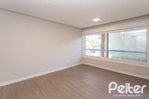 Apartamento à venda com 142m², 3 dormitórios, 1 suíte, 2 vagas, no bairro Tristeza em PORTO ALEGRE