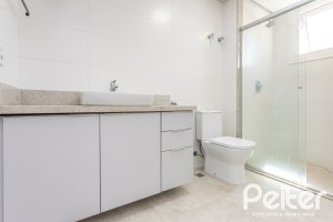 Apartamento à venda com 142m², 3 dormitórios, 1 suíte, 2 vagas, no bairro Tristeza em PORTO ALEGRE