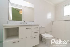 Casa em Condomínio à venda com 210m², 4 dormitórios, 3 suítes, 3 vagas, no bairro Tristeza em Porto Alegre