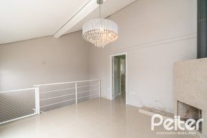 Casa em Condomínio à venda com 210m², 4 dormitórios, 3 suítes, 3 vagas, no bairro Tristeza em Porto Alegre