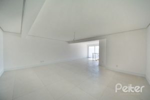 Cobertura à venda com 364m², 3 dormitórios, 2 suítes, 3 vagas, no bairro Tristeza em PORTO ALEGRE