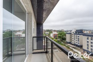 Cobertura à venda com 264m², 3 dormitórios, 3 suítes, 3 vagas, no bairro Tristeza em PORTO ALEGRE