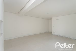 Cobertura à venda com 264m², 3 dormitórios, 3 suítes, 3 vagas, no bairro Tristeza em PORTO ALEGRE