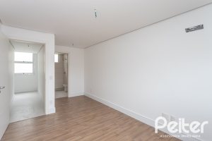 Cobertura à venda com 264m², 3 dormitórios, 3 suítes, 3 vagas, no bairro Tristeza em PORTO ALEGRE