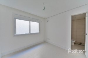 Apartamento à venda com 186m², 3 dormitórios, 3 suítes, 2 vagas, no bairro Tristeza em PORTO ALEGRE