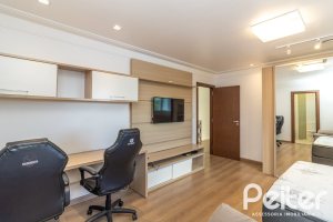 Casa em Condomínio à venda com 445m², 4 dormitórios, 4 suítes, 4 vagas, no bairro Terra Ville em Porto Alegre