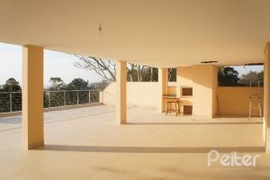 Cobertura à venda com 550m², 4 dormitórios, 4 suítes, 3 vagas, no bairro Vila Assunção em Porto Alegre