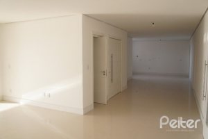 Cobertura à venda com 550m², 4 dormitórios, 4 suítes, 3 vagas, no bairro Vila Assunção em Porto Alegre