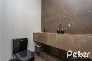 Casa em Condomínio à venda com 337m², 4 dormitórios, 1 suíte, 4 vagas, no bairro Alphaville em PORTO ALEGRE