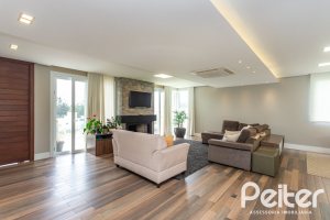 Casa em Condomínio à venda com 337m², 4 dormitórios, 1 suíte, 4 vagas, no bairro Alphaville em PORTO ALEGRE
