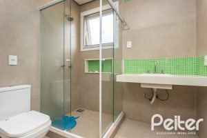Casa em Condomínio à venda com 337m², 4 dormitórios, 1 suíte, 4 vagas, no bairro Alphaville em PORTO ALEGRE