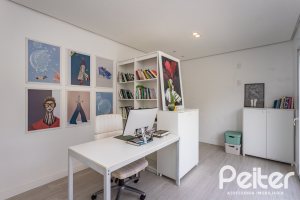 Casa em Condomínio à venda com 337m², 4 dormitórios, 1 suíte, 4 vagas, no bairro Alphaville em PORTO ALEGRE