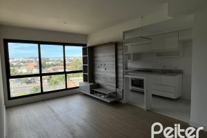Apartamento à venda com 100m², 3 dormitórios, 1 suíte, 2 vagas, no bairro Cristal em Porto Alegre