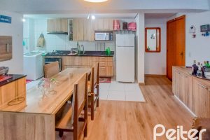 Apartamento à venda com 82m², 3 dormitórios, 1 suíte, 3 vagas, no bairro Tristeza em PORTO ALEGRE