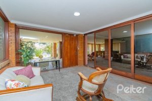 Apartamento à venda com 231m², 4 dormitórios, 2 suítes, 2 vagas, no bairro Cristal em PORTO ALEGRE