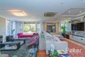 Apartamento à venda com 231m², 4 dormitórios, 2 suítes, 2 vagas, no bairro Cristal em PORTO ALEGRE