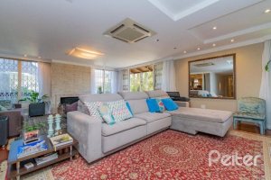 Apartamento à venda com 231m², 4 dormitórios, 2 suítes, 2 vagas, no bairro Cristal em PORTO ALEGRE