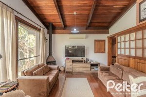 Casa em Condomínio à venda com 395m², 4 dormitórios, 4 suítes, 4 vagas, no bairro Cavalhada em PORTO ALEGRE