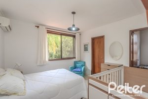 Casa em Condomínio à venda com 395m², 4 dormitórios, 4 suítes, 4 vagas, no bairro Cavalhada em PORTO ALEGRE