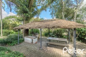 Casa em Condomínio à venda com 395m², 4 dormitórios, 4 suítes, 4 vagas, no bairro Cavalhada em PORTO ALEGRE