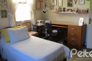 Comercial à venda com 260m², 3 dormitórios, 1 suíte, 6 vagas, no bairro Menino Deus em Porto Alegre