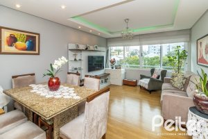 Apartamento à venda com 75m², 3 dormitórios, 1 suíte, 1 vaga, no bairro Tristeza em Porto Alegre