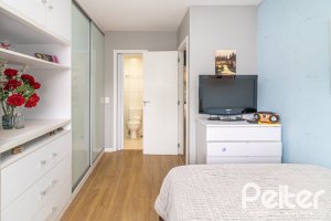 Apartamento à venda com 75m², 3 dormitórios, 1 suíte, 1 vaga, no bairro Tristeza em Porto Alegre