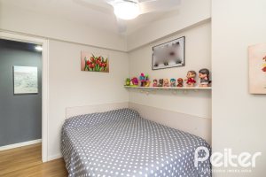 Apartamento à venda com 75m², 3 dormitórios, 1 suíte, 1 vaga, no bairro Tristeza em Porto Alegre