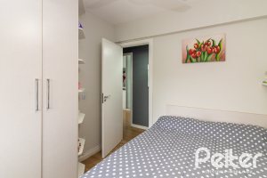 Apartamento à venda com 75m², 3 dormitórios, 1 suíte, 1 vaga, no bairro Tristeza em Porto Alegre