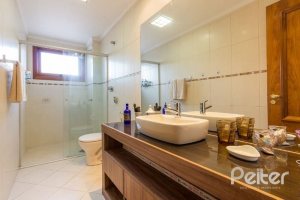 Apartamento à venda com 156m², 3 dormitórios, 1 suíte, 3 vagas, no bairro Tristeza em PORTO ALEGRE