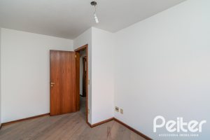 Casa em Condomínio à venda com 145m², 3 dormitórios, 1 suíte, 2 vagas, no bairro Tristeza em Porto Alegre