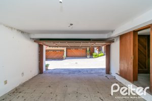 Casa em Condomínio à venda com 145m², 3 dormitórios, 1 suíte, 2 vagas, no bairro Tristeza em Porto Alegre