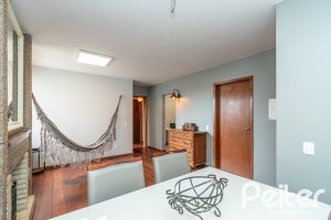 Apartamento à venda com 86m², 2 dormitórios, no bairro Tristeza em Porto Alegre