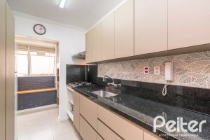 Apartamento à venda com 86m², 2 dormitórios, no bairro Tristeza em Porto Alegre