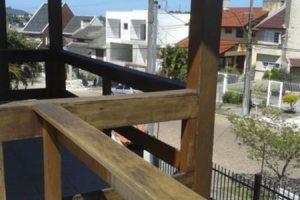 Casa à venda com 158m², 3 dormitórios, 1 suíte, 2 vagas, no bairro Ipanema em Porto Alegre