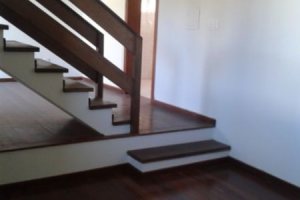 Casa à venda com 158m², 3 dormitórios, 1 suíte, 2 vagas, no bairro Ipanema em Porto Alegre