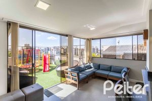 Cobertura à venda com 177m², 3 dormitórios, 1 suíte, 2 vagas, no bairro Tristeza em Porto Alegre