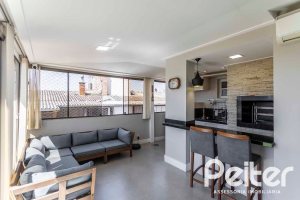 Cobertura à venda com 177m², 3 dormitórios, 1 suíte, 2 vagas, no bairro Tristeza em Porto Alegre