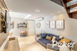 Cobertura à venda com 177m², 3 dormitórios, 1 suíte, 2 vagas, no bairro Tristeza em Porto Alegre