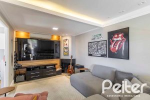 Cobertura à venda com 177m², 3 dormitórios, 1 suíte, 2 vagas, no bairro Tristeza em Porto Alegre