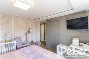 Cobertura à venda com 177m², 3 dormitórios, 1 suíte, 2 vagas, no bairro Tristeza em Porto Alegre