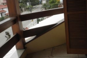 Casa à venda com 350m², 3 dormitórios, 1 suíte, 4 vagas, no bairro Ipanema em Porto Alegre