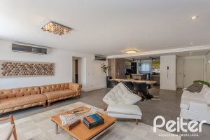 Apartamento à venda com 274m², 3 dormitórios, 3 suítes, 3 vagas, no bairro Cristal em Porto Alegre