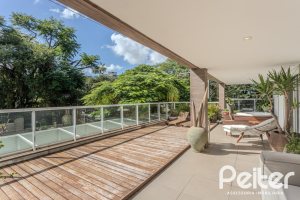 Apartamento à venda com 274m², 3 dormitórios, 3 suítes, 3 vagas, no bairro Cristal em Porto Alegre